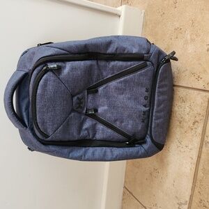 Knack Series 1 SMALL expandable backpack